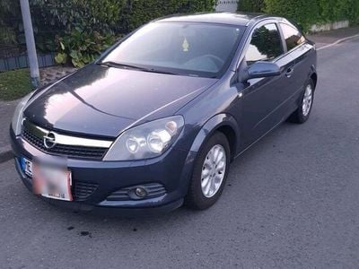 Opel Astra GTC