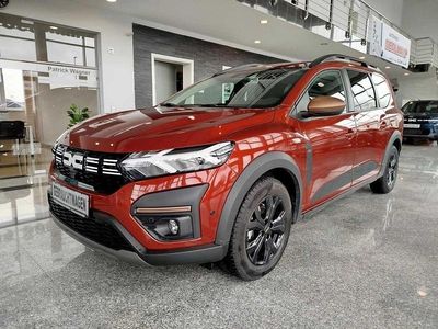 Gebraucht Dacia Jogger Extreme 140 PS (102 kW) 2024 Terrakottabraun Van / Kleinbus