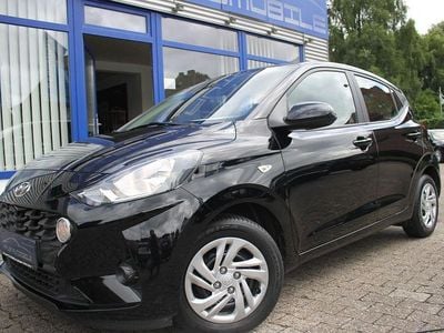 Gebraucht Hyundai i10 Select 67 PS (49 kW) 2020 Schwarz Kleinwagen