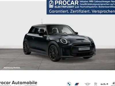 Usata Mini Cooper SE Classic 135 kW (184 CV) 2022 Nero Utilitaria