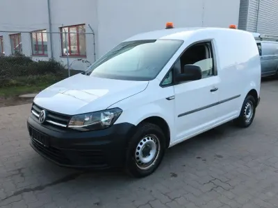 Second-hand VW Caddy 102 CP (75 kW) 2019 Alb Monovolum