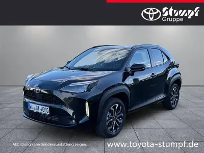 Gebraucht Toyota Yaris Plus 130 PS (95 kW) 2025 Mystic schwarz mica Kleinwagen