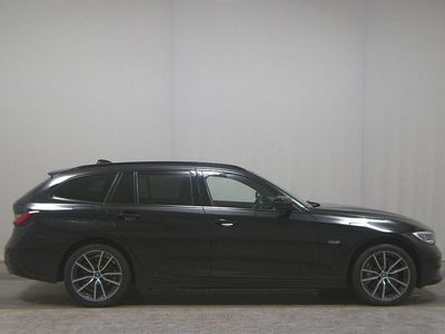 Usata BMW 330e Sport Line 252 CV (185 kW) 2022 Nero Station wagon
