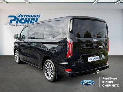 Second-hand Ford Tourneo Custom Titanium X 117 kW (160 CP) 2024 Negru Van