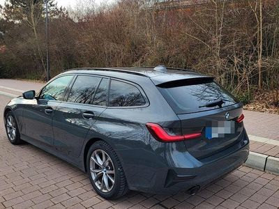 Gebraucht BMW 320 Advantage 190 PS (139 kW) 2020 Grau Kombi