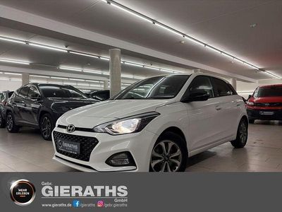 Weiss Gebraucht 2020 Hyundai i20 YES! Limousine | 12.950 € (Fairer Preis)