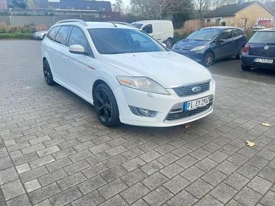 Weiß Gebraucht 2009 Ford Mondeo Titanium Coupé | 3.700 €