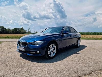 BMW 330e