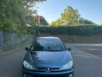 Gebraucht Peugeot 206 75 PS (55 kW) 2007 Kleinwagen
