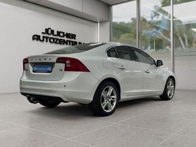 Second-hand Volvo S60 Summum 245 CP (180 kW) 2015 Alb Berlinǎ