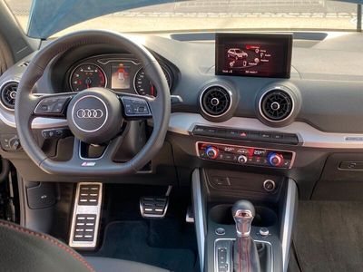 gebraucht Audi Q2 2,0 TFSI Quattro, S-Line, S-Tronik (7-Gang)