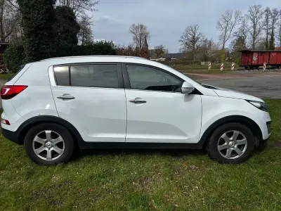 Gebraucht Kia Sportage Spirit 136 PS (100 kW) 2013 Weiß SUV