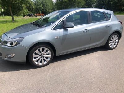gebraucht Opel Astra 1.4 Turbo Color Edition 103kW Color Ed...
