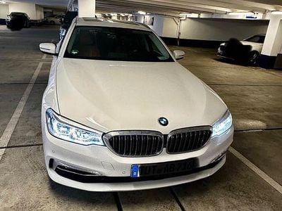 Gebraucht BMW 540 340 PS (250 kW) 2017 Weiß Kombi