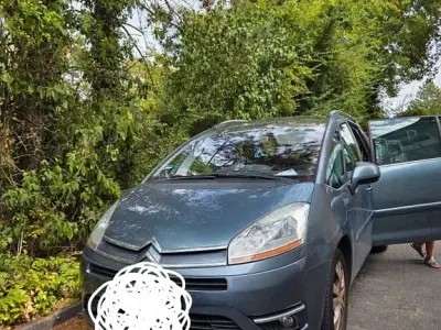 Gebraucht Citroën C4 Picasso Chic 120 PS (88 kW) 2010 Grau Van / Kleinbus