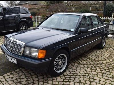 Gebraucht Mercedes 190 109 PS (80 kW) 1990 Blau Limousine