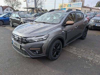 Schiefergrau Neu 2025 Dacia Sandero Extreme SUV | 21.990 €
