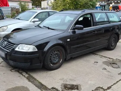 Używany VW Passat Basis 116 KM (85 kW) 2002 Czarny Kombi