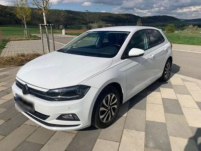 Usata VW Polo Active 95 CV (69 kW) 2021 Bianco Utilitaria