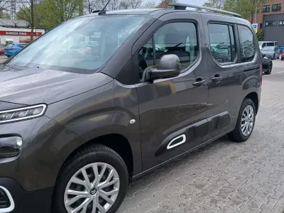 Gebraucht Citroën Berlingo Feel 110 PS (80 kW) 2019 Grau Van / Kleinbus