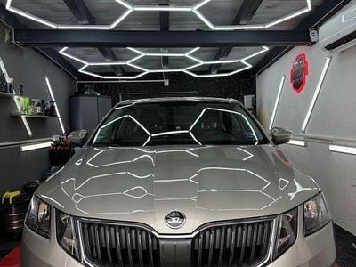 Begagnad Skoda Octavia Ambition 150 HK (110 kW) 2017 Beige Sedan