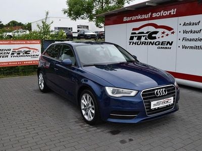 Gebraucht Audi A3 Attraction 179 PS (131 kW) 2013 Blau Limousine