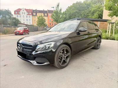 Gebraucht Mercedes C220 AMG line 170 PS (125 kW) 2016 Schwarz Limousine
