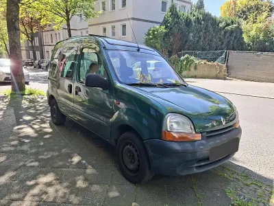 Gebraucht Renault Kangoo 75 PS (55 kW) 2000 Grün Van / Kleinbus
