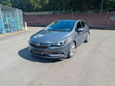 Gebraucht Opel Astra 150 PS (110 kW) 2016 Grau Limousine