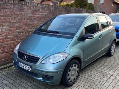 Usata Mercedes A160 Classic 82 CV (60 kW) 2005 Verde Monovolume