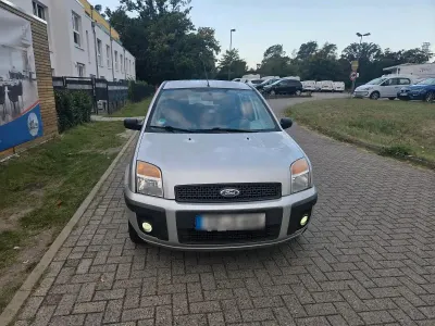 Gebraucht Ford Fusion 90 PS (66 kW) 2007 Silber Kleinwagen