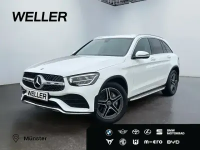Używany Mercedes GLC200 AMG line 197 KM (144 kW) 2021 Biały SUV