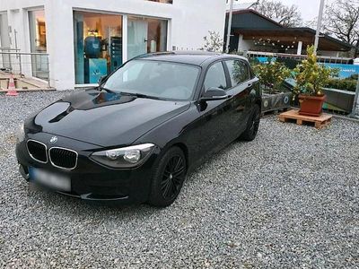 Gebraucht BMW 116 136 PS (100 kW) 2013 Schwarz Kleinwagen