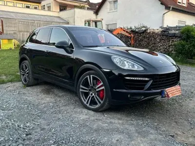 Gebraucht Porsche Cayenne Turbo 500 PS (367 kW) 2010 Schwarz SUV