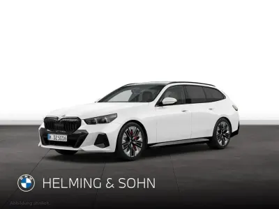 Gebraucht BMW 540 Sport Line 286 PS (210 kW) 2026 Weiß Kombi