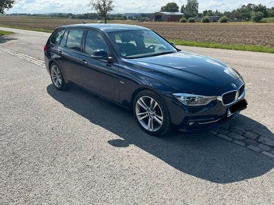 Gebraucht BMW 320 Sport Line 190 PS (139 kW) 2017 Blau Kombi