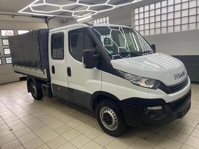 Weiß Gebraucht 2018 Iveco Daily Limousine | 19.900 € (Teuer)