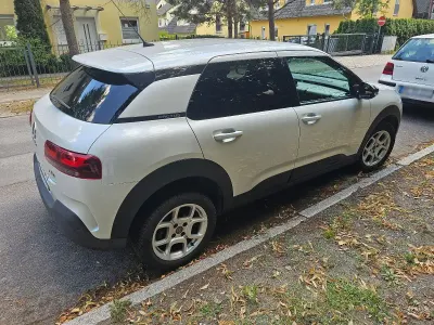 Gebraucht Citroën C4 Feel 110 PS (80 kW) 2018 Weiß Limousine