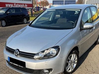 Gebraucht VW Golf VI Highline 122 PS (89 kW) 2011 Silber Kleinwagen