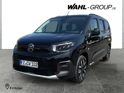 Gebraucht Citroën Berlingo 131 PS (96 kW) 2026 Lackierung schwarz perla nera/ Van / Kleinbus