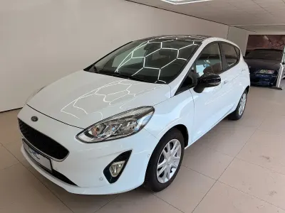 Gebraucht Ford Fiesta Cool & Connect 86 PS (63 kW) 2018 Weiß Kleinwagen