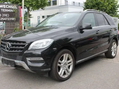 Gebraucht Mercedes ML350 258 PS (189 kW) 2015 Schwarz SUV