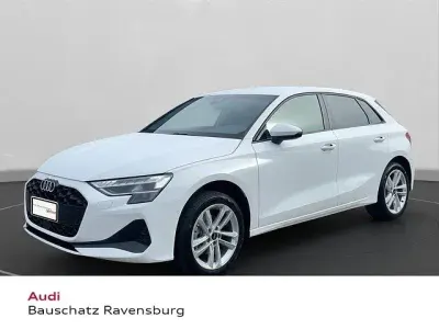 Gebraucht Audi A3 Ambiente 150 PS (110 kW) 2025 Arkonaweiß Limousine