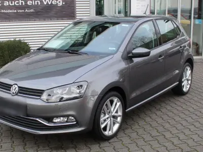 Gebraucht VW Polo Highline 110 PS (80 kW) 2015 Silber Kleinwagen