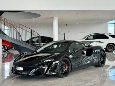 Gebraucht McLaren Artura 700 PS (514 kW) 2023 Schwarz Coupé