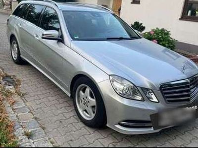 Mercedes E200
