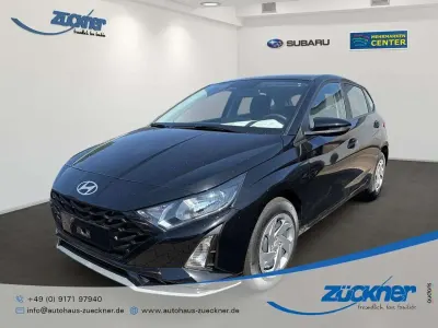 Neu Hyundai i20 Comfort 90 PS (66 kW) 2026 Phantom black / met Kleinwagen