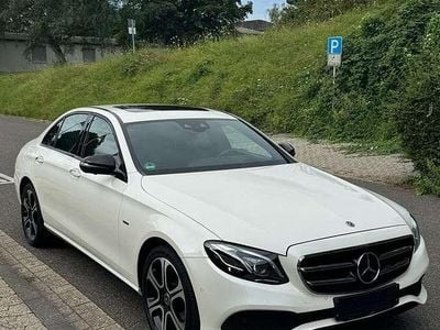 Gebraucht Mercedes E350 211 PS (155 kW) 2017 Weiß Limousine