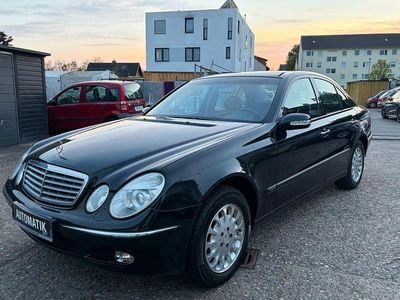 Second-hand Mercedes E320 Elegance 224 CP (164 kW) 2002 Negru Berlinǎ