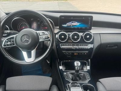 Mercedes C180